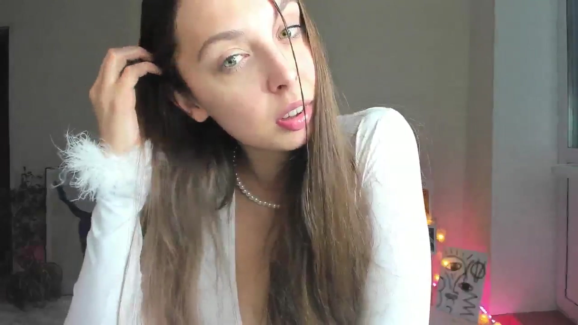 Gallery image thumbnail from Kristallmii's myfreecams stream on, 10/27/2024, 20:27 image 10 of 20