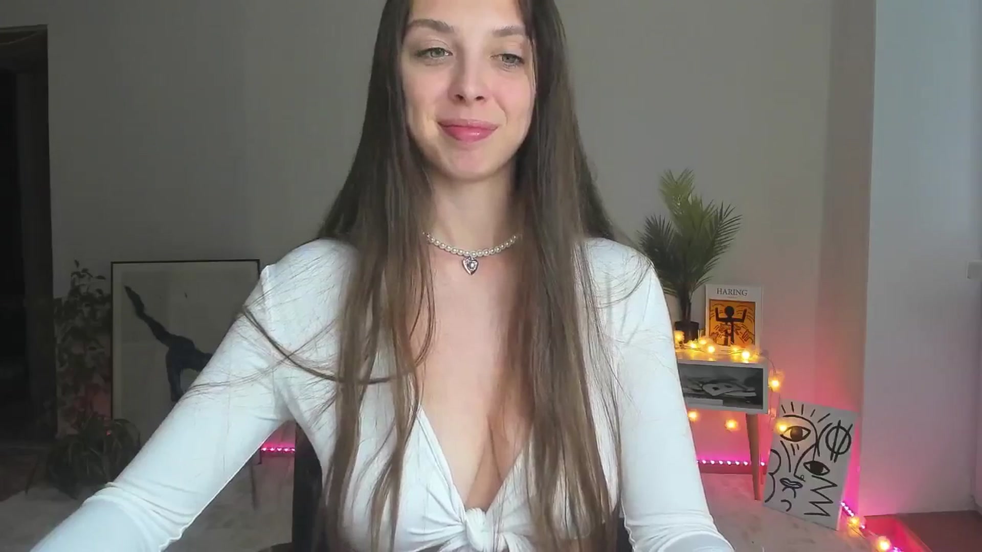 Gallery image thumbnail from Kristallmii's myfreecams stream on, 10/27/2024, 20:54 image 6 of 20