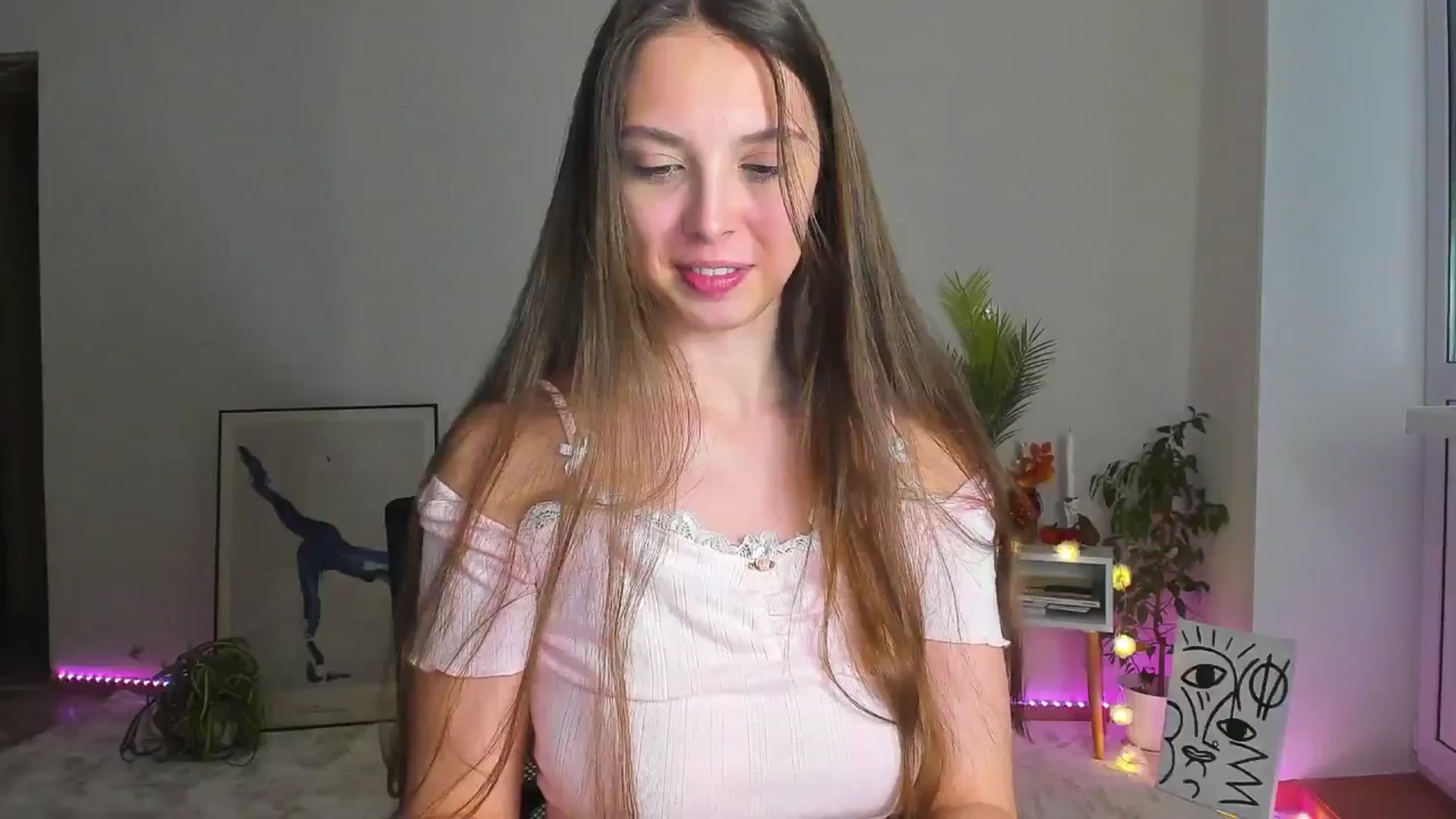 Gallery image thumbnail from Kristallmii's myfreecams stream on, 11/04/2024, 20:43 image 14 of 20