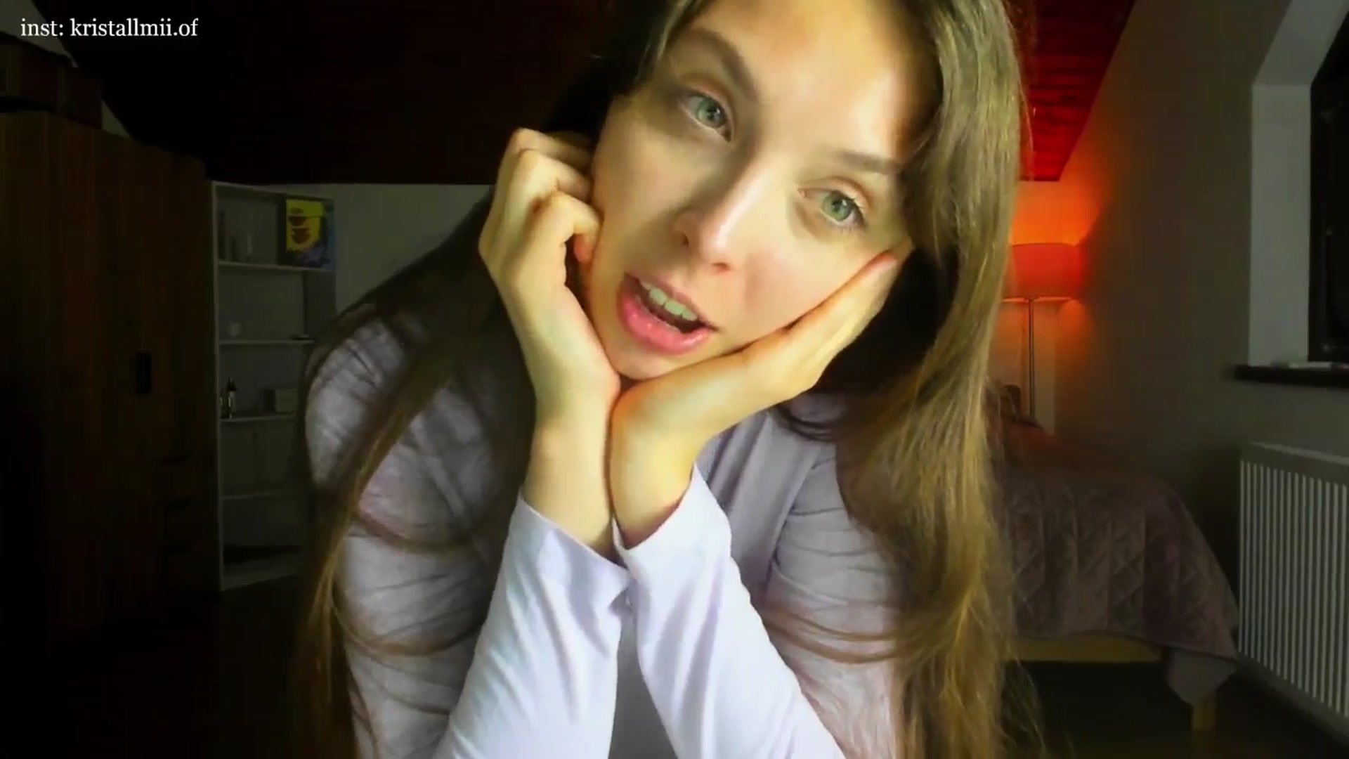 Gallery image thumbnail from Kristallmii's myfreecams stream on, 05/16/2025, 20:21 image 9 of 20