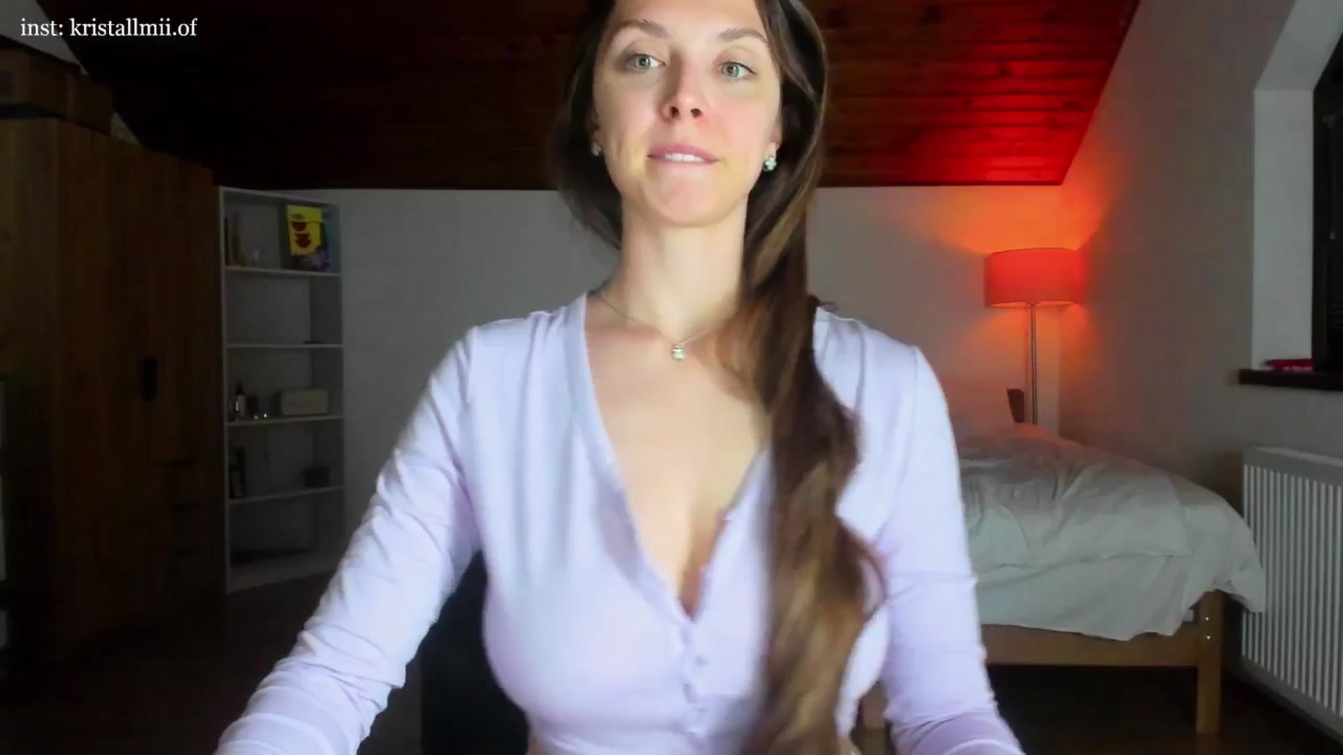 Gallery image thumbnail from Kristallmii's myfreecams stream on, 05/29/2025, 19:20 image 20 of 20