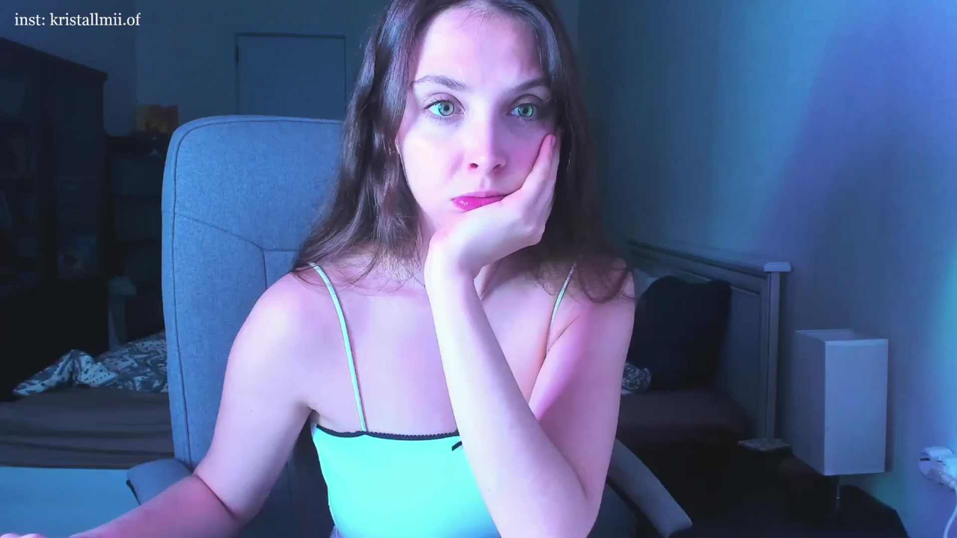 Gallery image thumbnail from Kristallmii's myfreecams stream on, 11/23/2025, 20:50 image 7 of 20