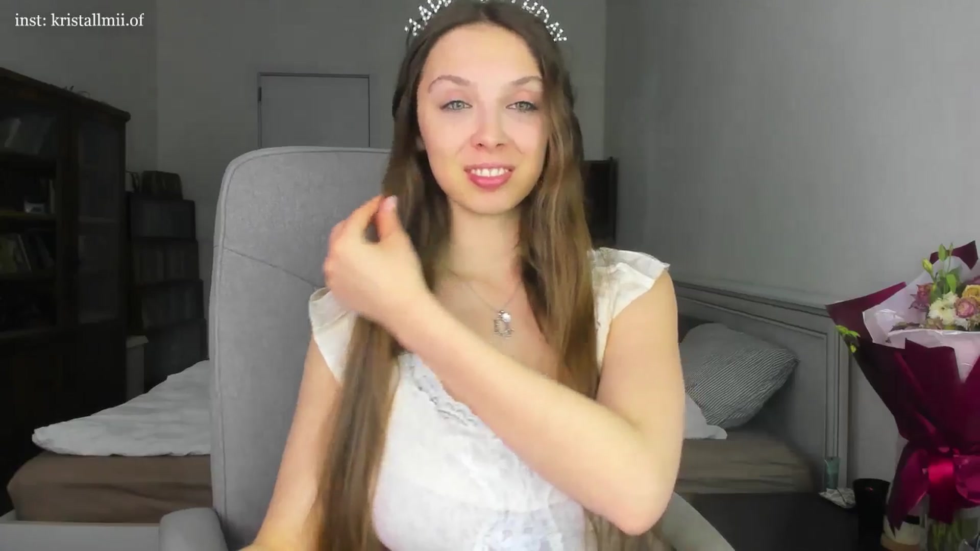 Gallery image thumbnail from Kristallmii's myfreecams stream on, 03/01/2026, 22:34 image 19 of 20