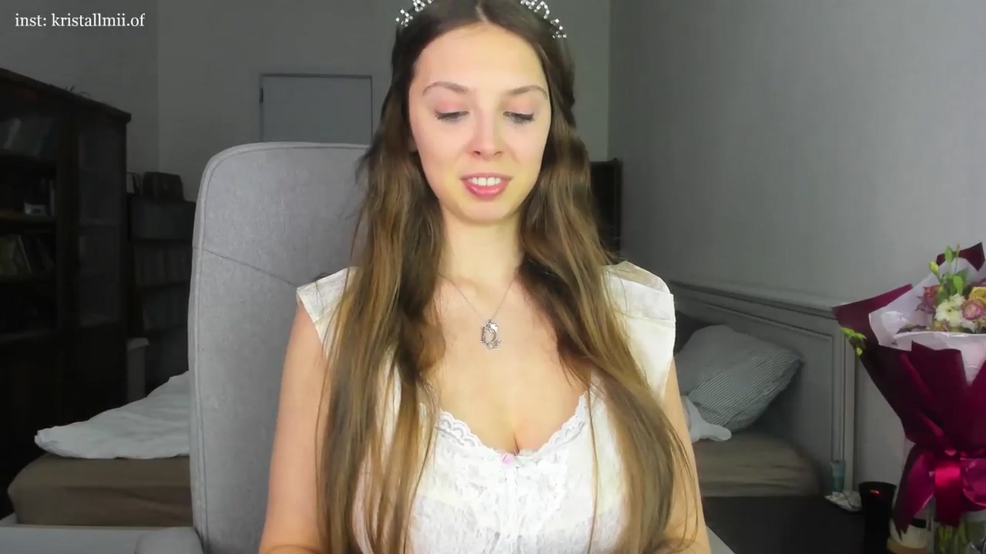 Gallery image thumbnail from Kristallmii's myfreecams stream on, 03/01/2026, 22:34 image 13 of 20