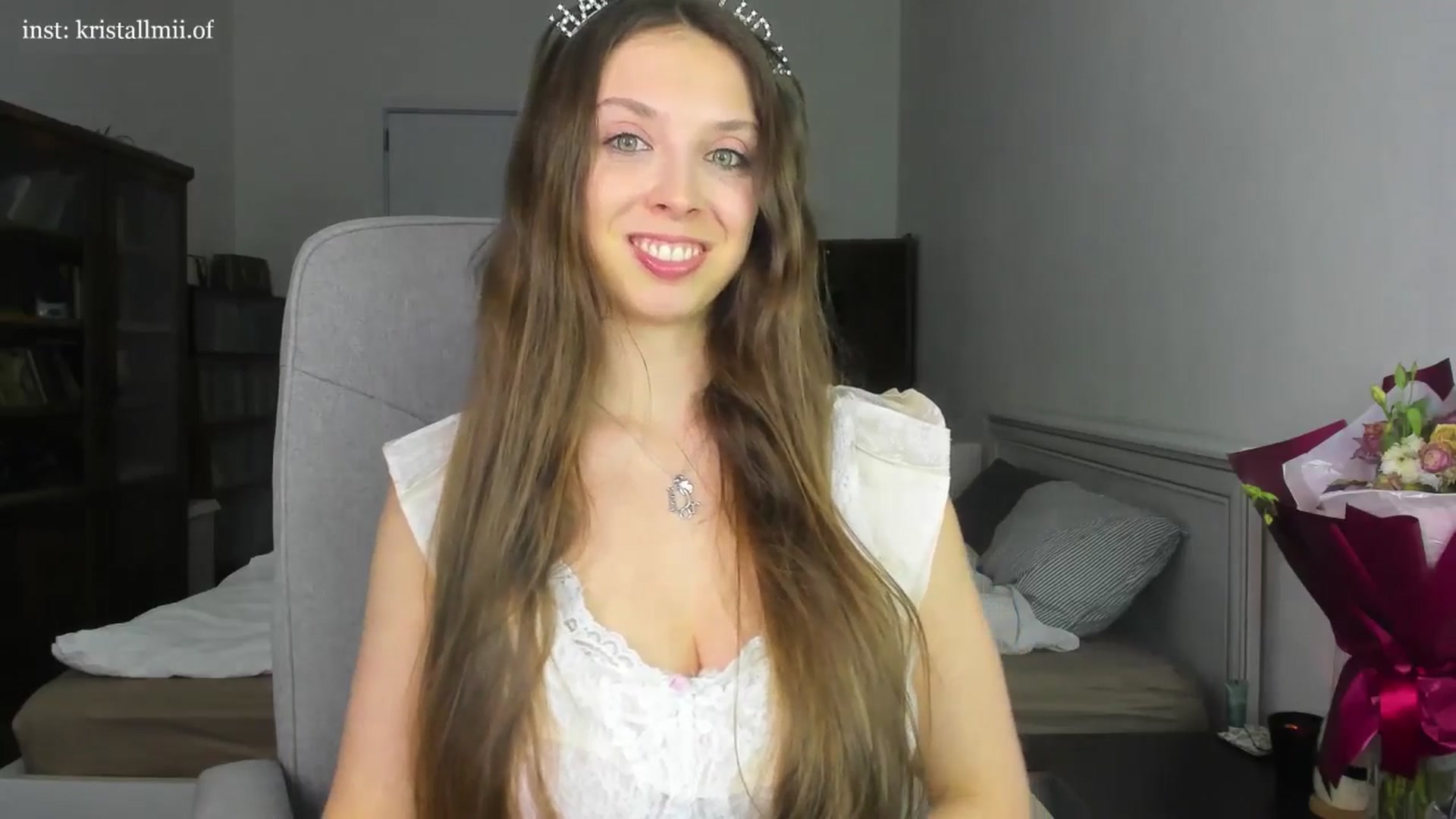 Gallery image thumbnail from Kristallmii's myfreecams stream on, 03/01/2026, 22:34 image 12 of 20