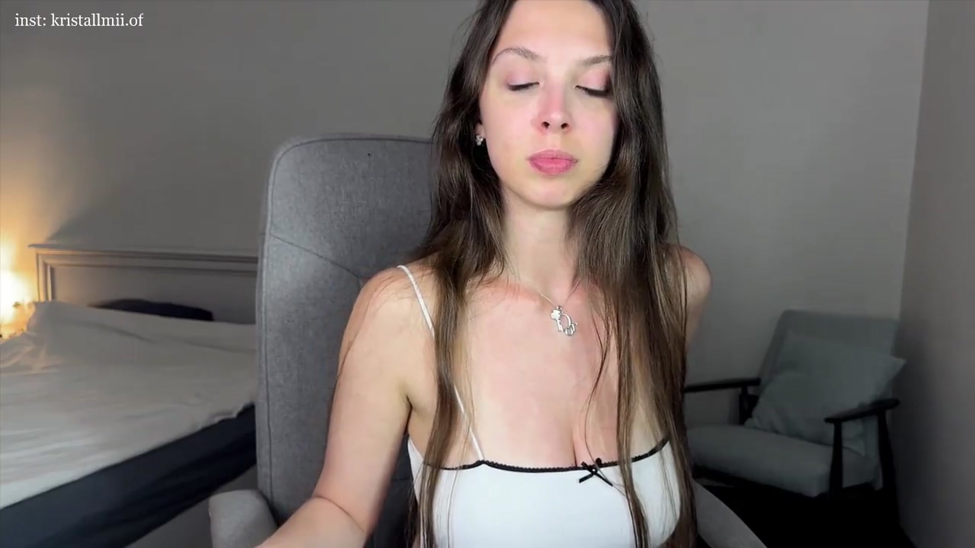 Gallery image thumbnail from Kristallmii's myfreecams stream on, 05/14/2026, 22:13 image 19 of 20
