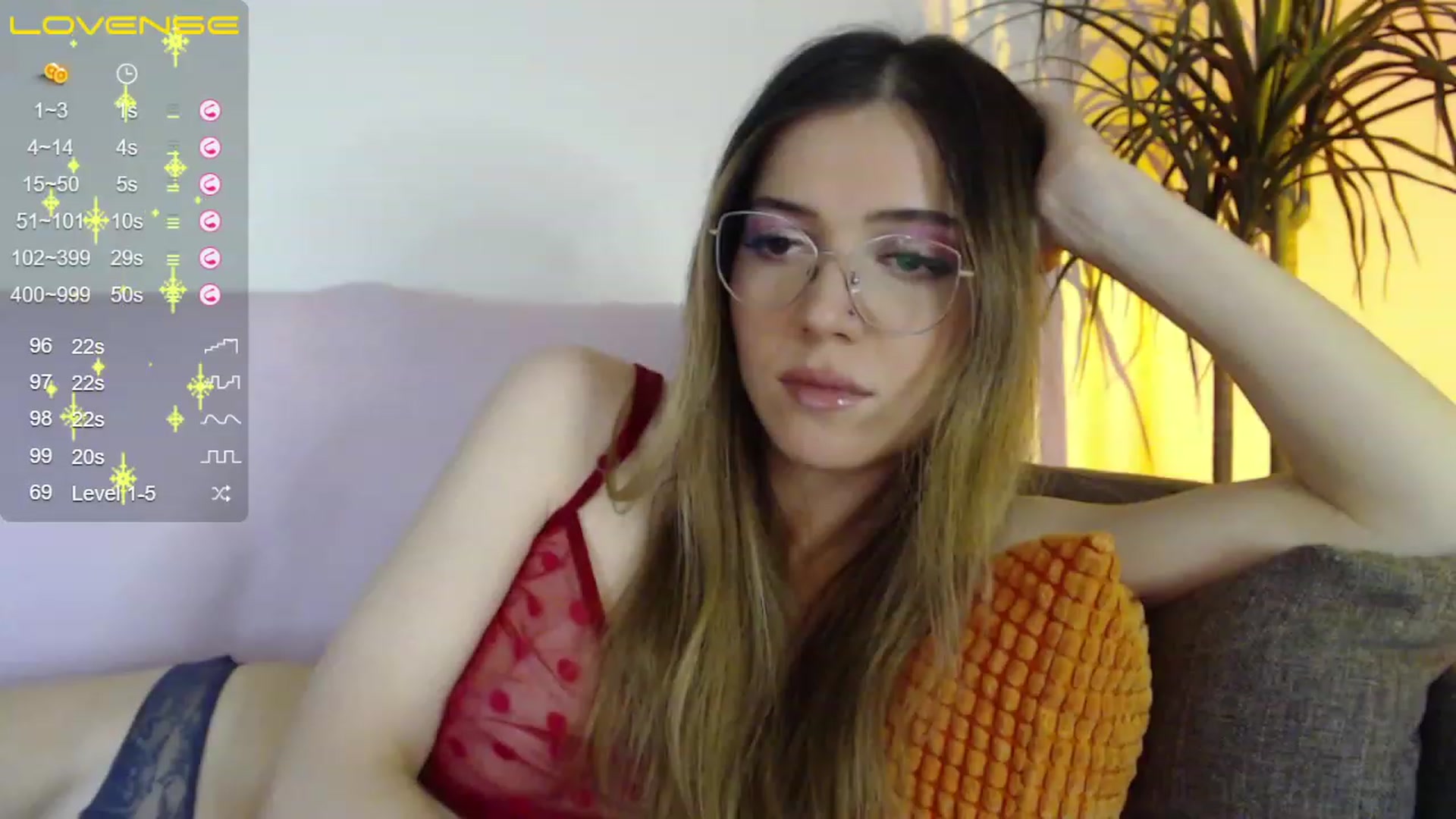 Gallery image thumbnail from KristenMay's myfreecams stream on, 11/17/2022, 02:22 image 18 of 20