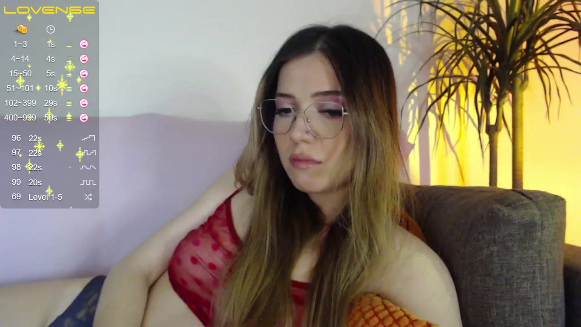 Gallery image thumbnail from KristenMay's myfreecams stream on, 11/17/2022, 02:22 image 10 of 20