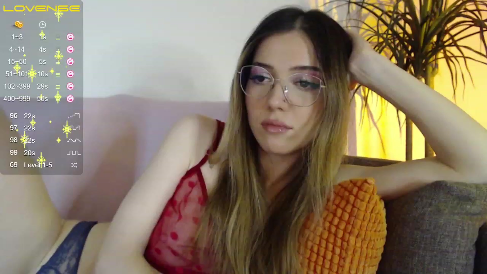 Gallery image thumbnail from KristenMay's myfreecams stream on, 11/17/2022, 02:22 image 16 of 20