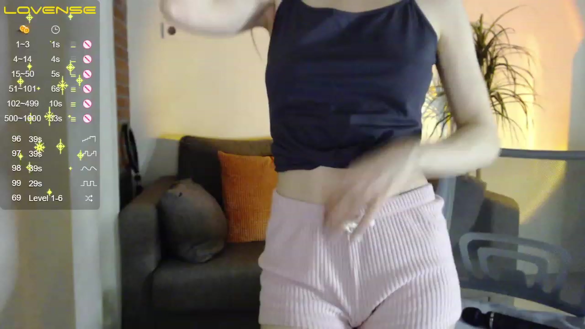 Gallery image thumbnail from KristenMay's myfreecams stream on, 11/21/2022, 03:53 image 8 of 20