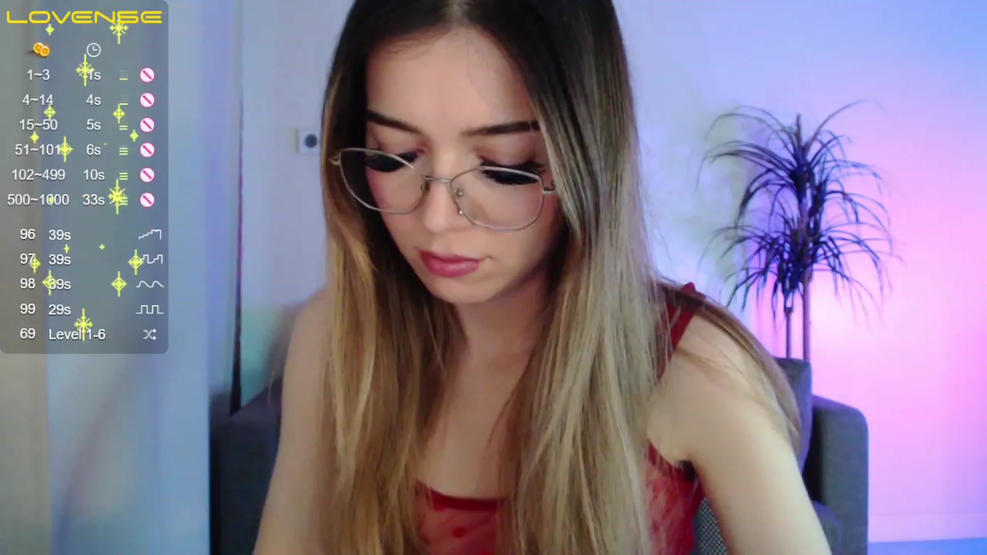 Gallery image thumbnail from KristenMay's myfreecams stream on, 11/25/2022, 08:19 image 5 of 20