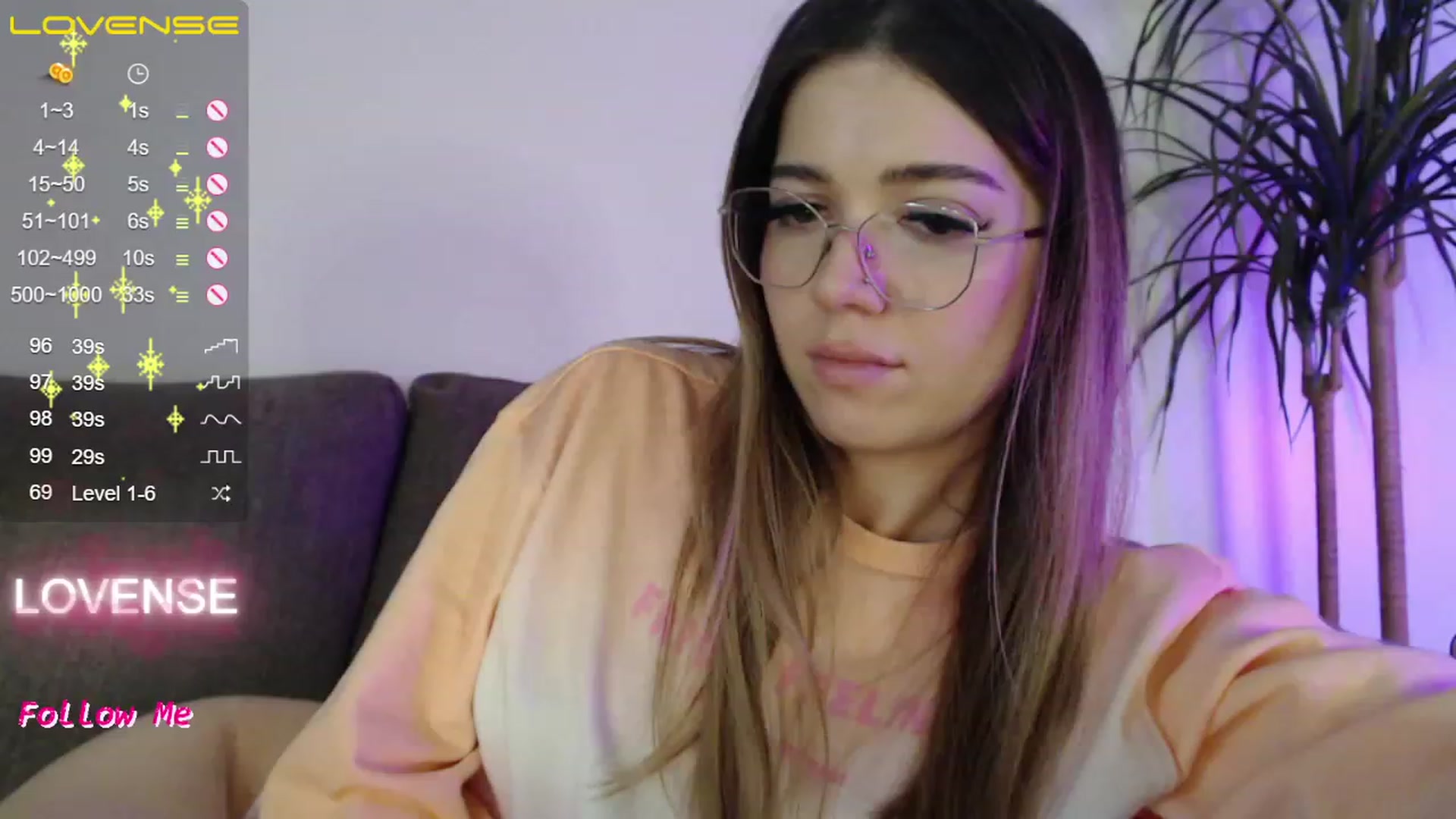 Gallery image thumbnail from KristenMay's myfreecams stream on, 11/26/2022, 12:38 image 3 of 20