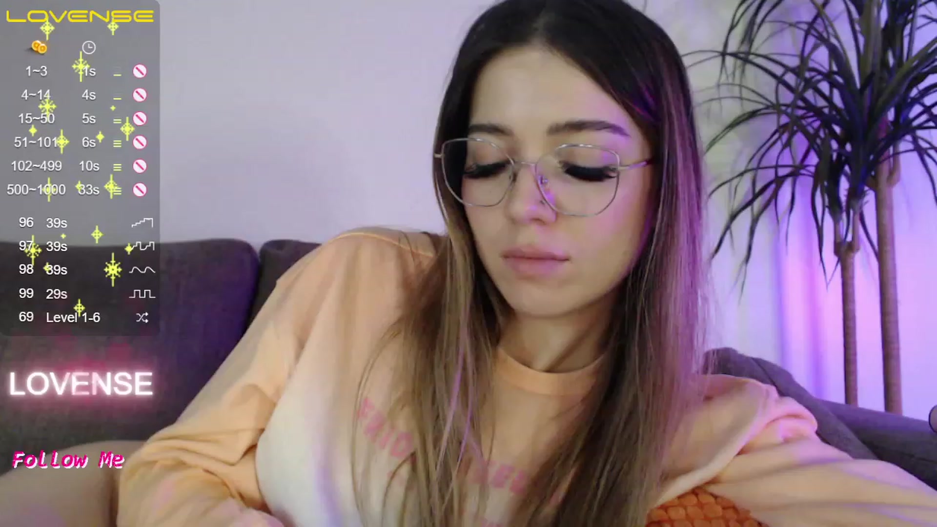 Gallery image thumbnail from KristenMay's myfreecams stream on, 11/26/2022, 12:38 image 13 of 20