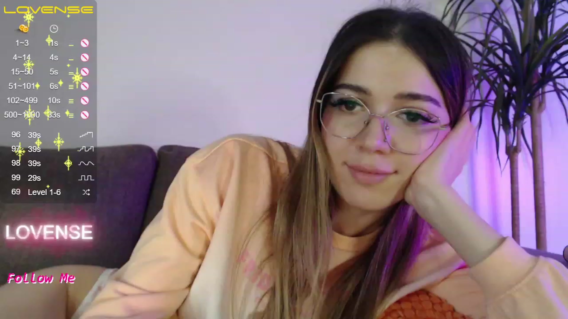Gallery image thumbnail from KristenMay's myfreecams stream on, 11/26/2022, 12:38 image 15 of 20