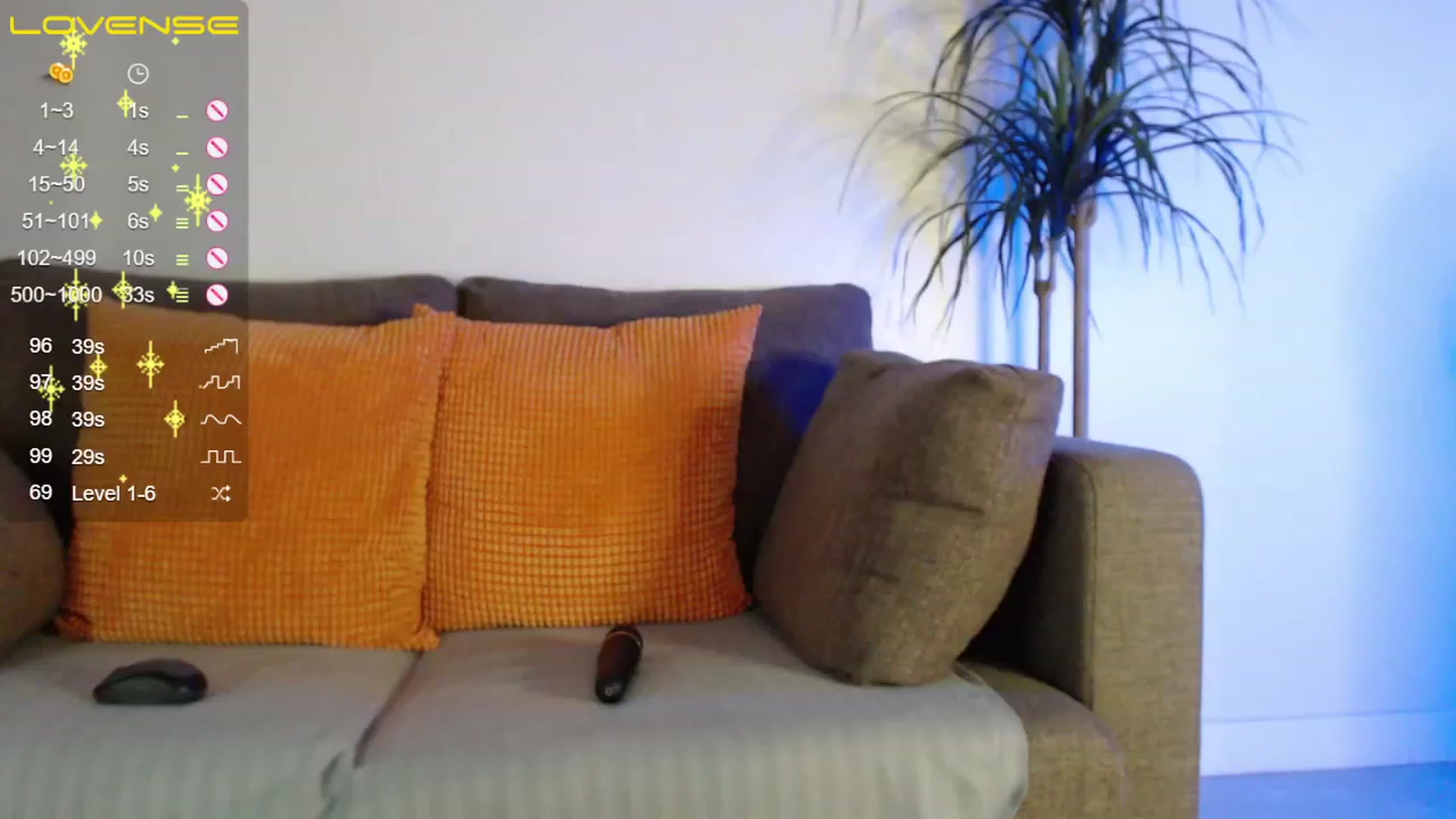 Gallery image thumbnail from KristenMay's myfreecams stream on, 11/27/2022, 08:15 image 1 of 20