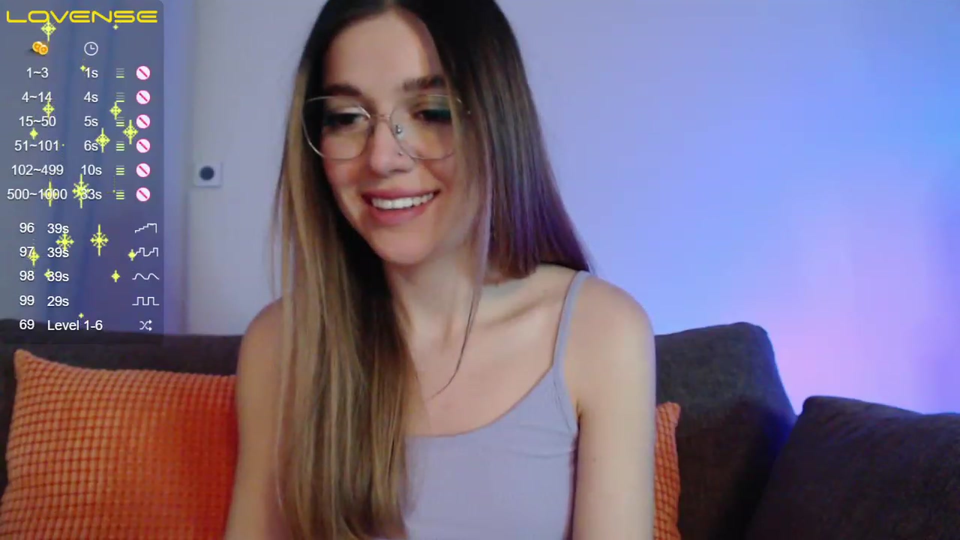 Gallery image thumbnail from KristenMay's myfreecams stream on, 12/06/2022, 19:29 image 16 of 20