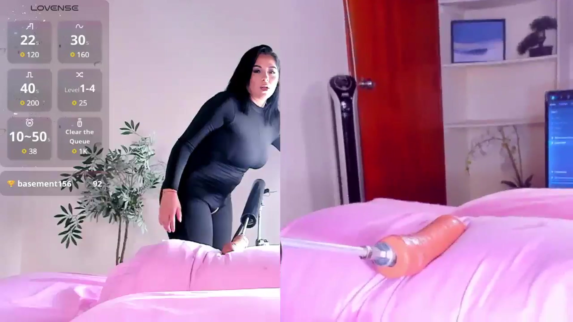 Gallery image thumbnail from Kristen_A's myfreecams stream on, 04/20/2025, 15:24 image 8 of 20