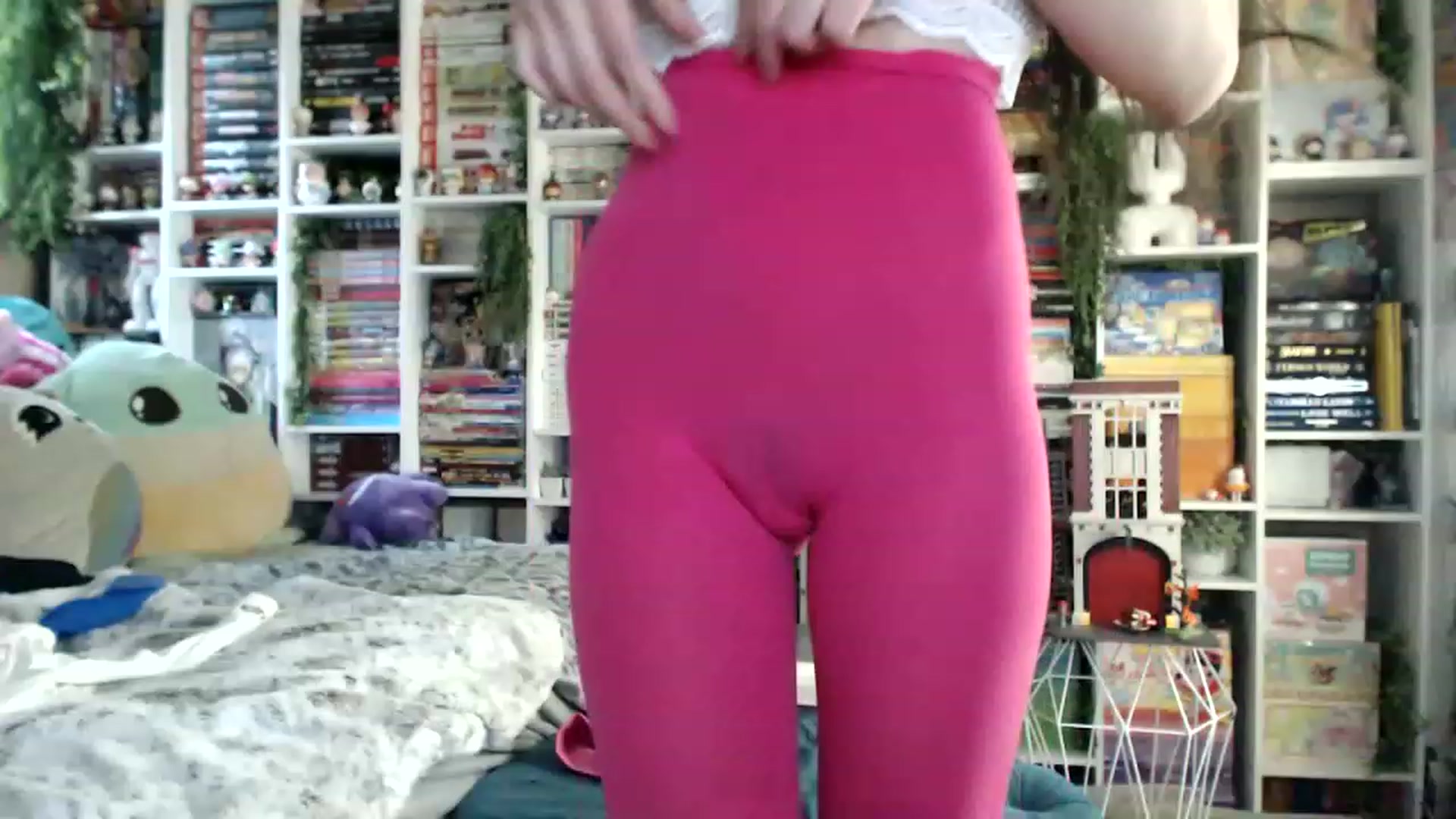 Gallery image thumbnail from Kristenn_'s myfreecams stream on, 01/21/2023, 15:44 image 6 of 20