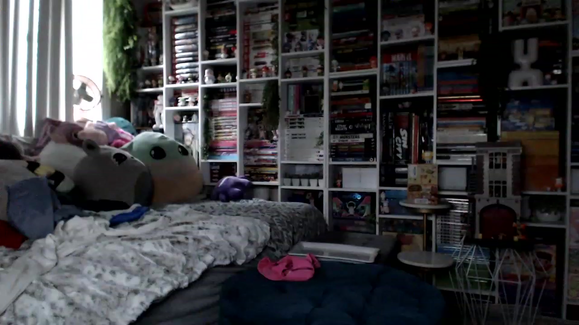 Gallery image thumbnail from Kristenn_'s myfreecams stream on, 01/21/2023, 15:44 image 3 of 20
