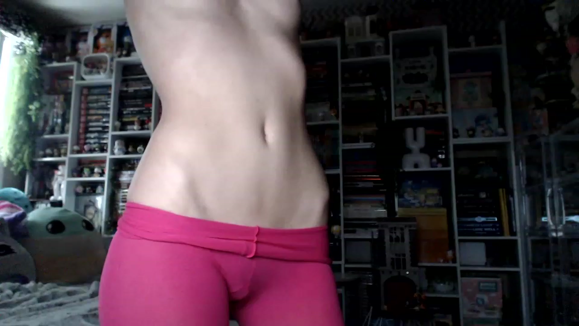 Gallery image thumbnail from Kristenn_'s myfreecams stream on, 01/25/2023, 17:22 image 13 of 20