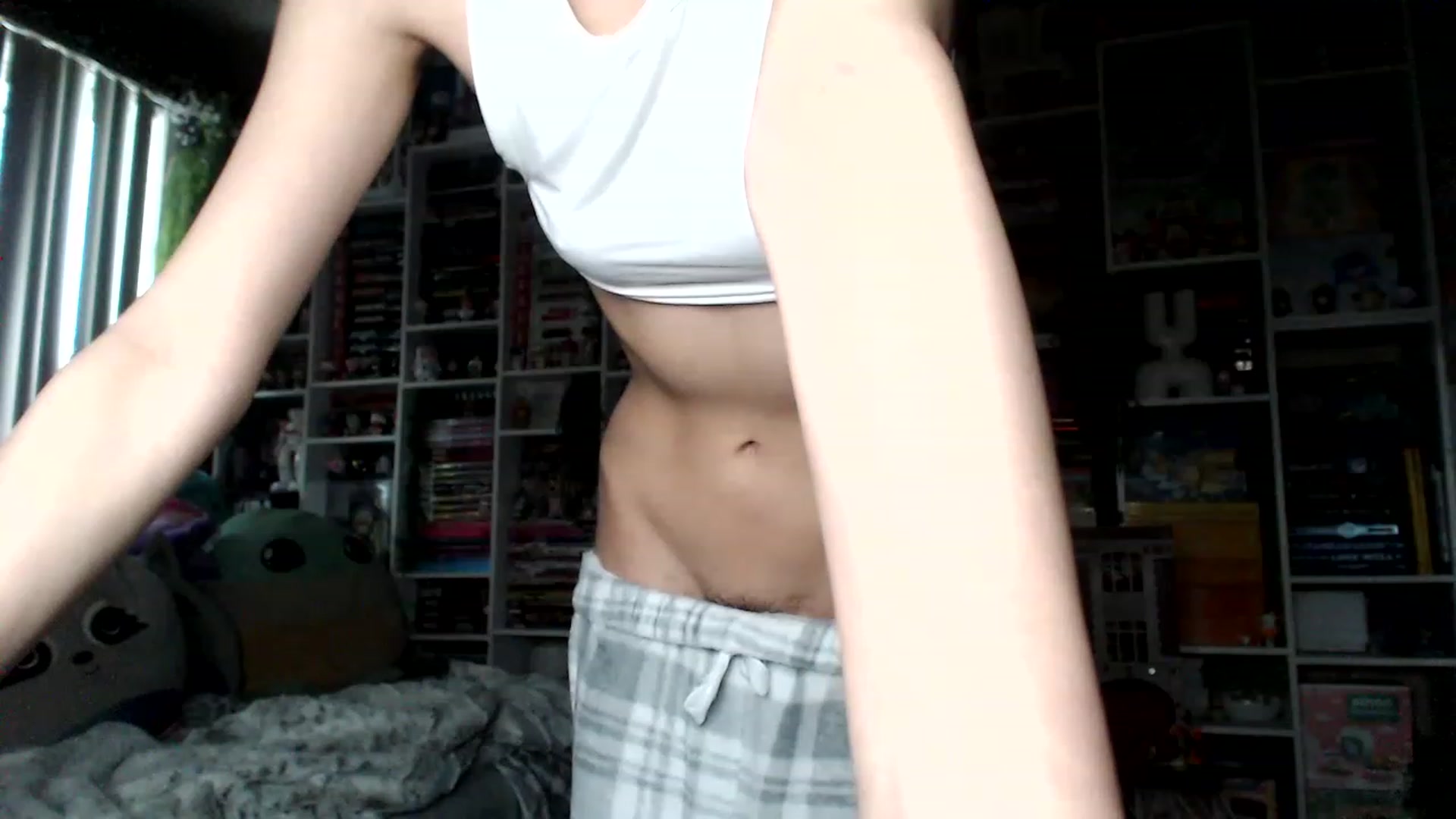Gallery image thumbnail from Kristenn_'s myfreecams stream on, 01/25/2023, 21:47 image 9 of 20