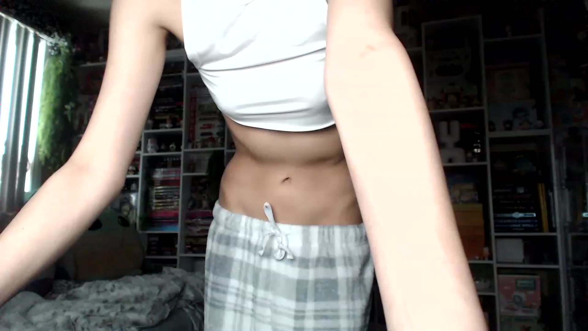 Gallery image thumbnail from Kristenn_'s myfreecams stream on, 01/25/2023, 21:47 image 2 of 20