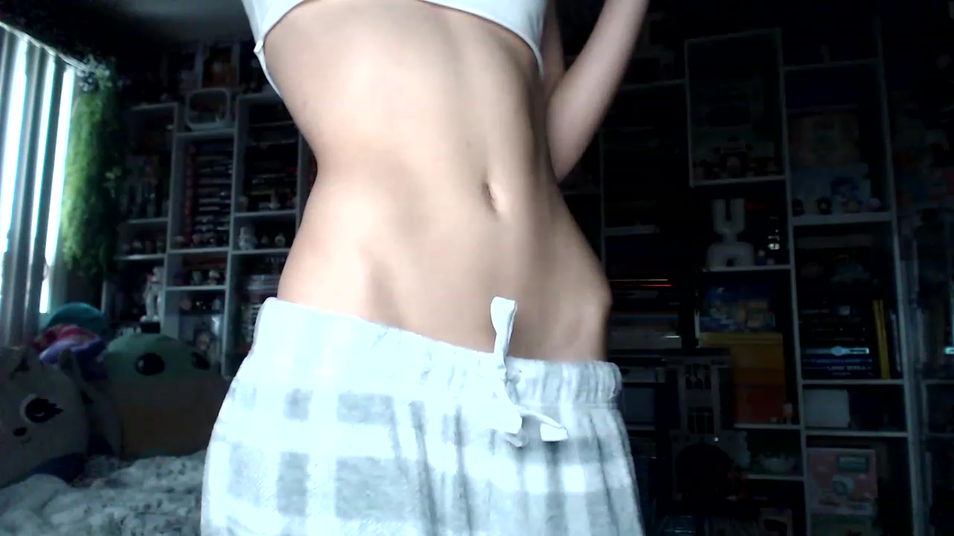Gallery image thumbnail from Kristenn_'s myfreecams stream on, 01/25/2023, 21:47 image 4 of 20