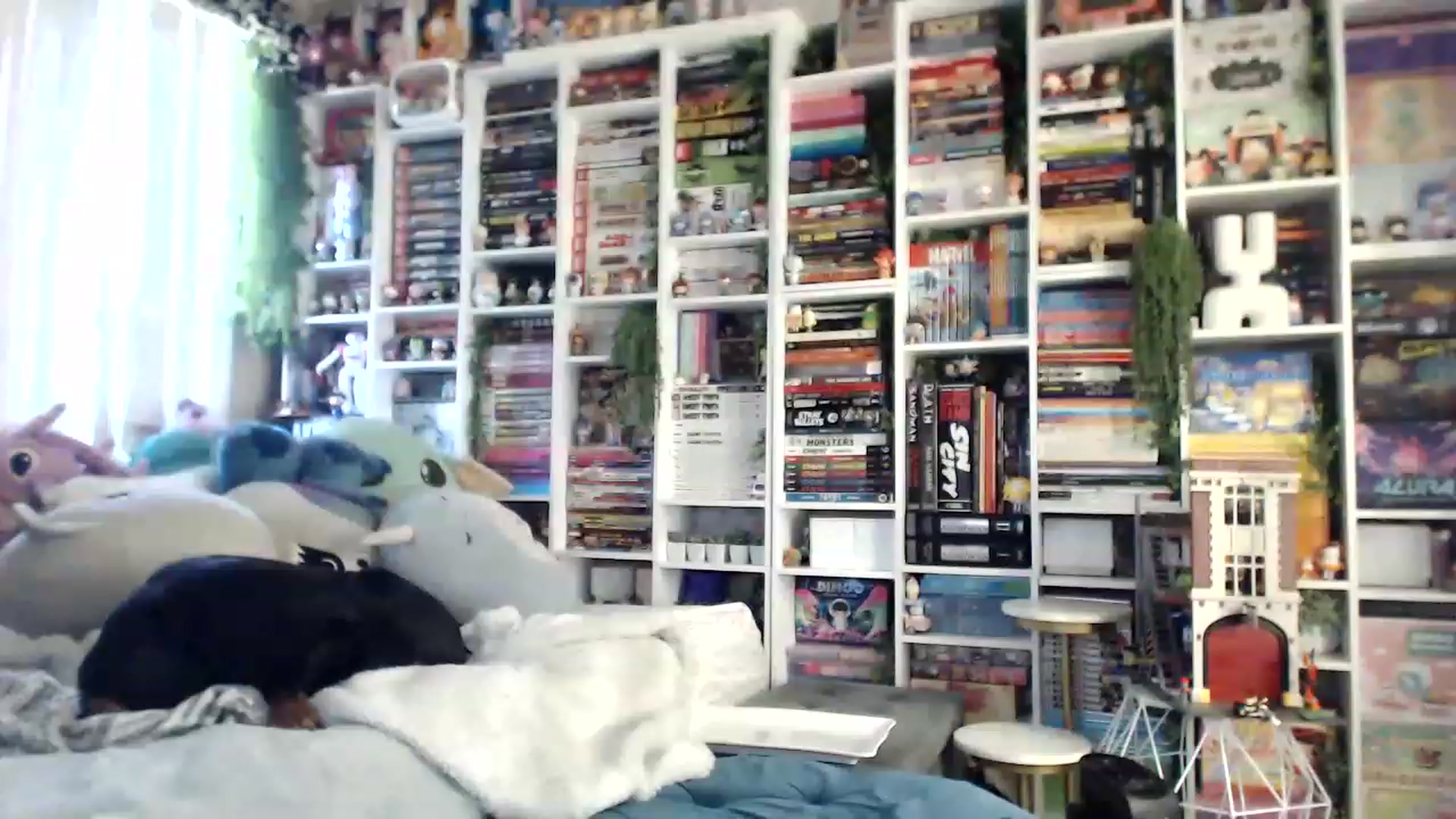 Gallery image thumbnail from Kristenn_'s myfreecams stream on, 04/08/2023, 14:27 image 6 of 20