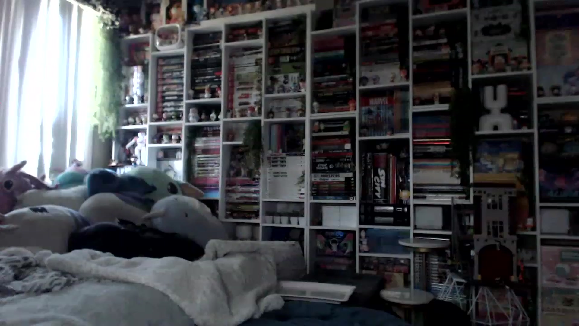 Gallery image thumbnail from Kristenn_'s myfreecams stream on, 04/08/2023, 14:27 image 19 of 20