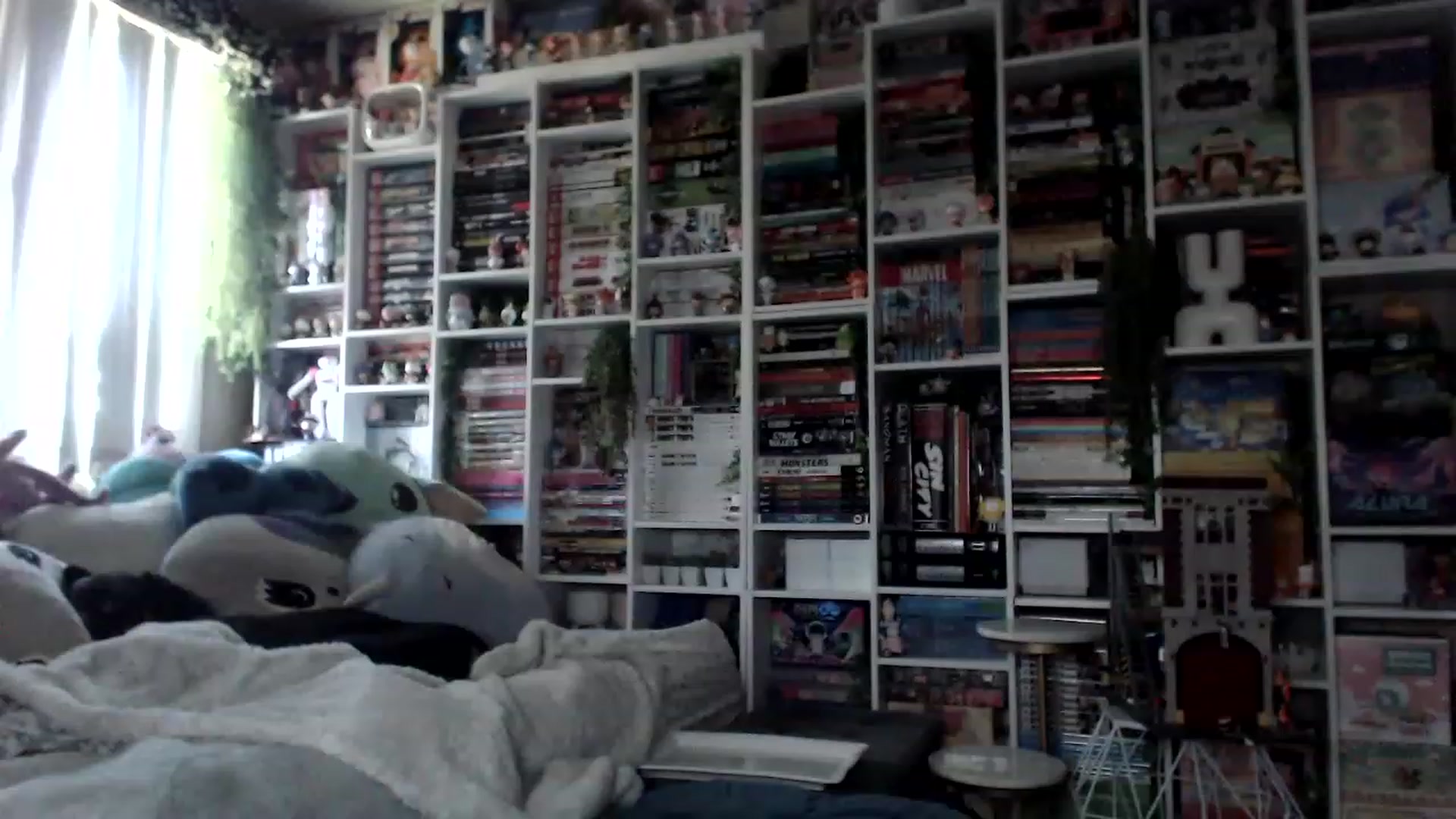 Gallery image thumbnail from Kristenn_'s myfreecams stream on, 04/08/2023, 15:46 image 18 of 20
