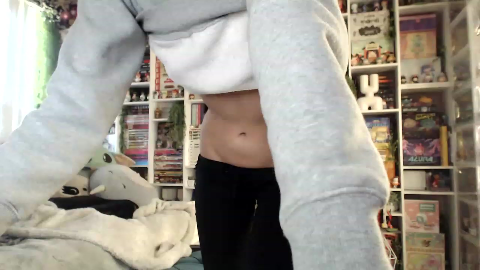 Gallery image thumbnail from Kristenn_'s myfreecams stream on, 04/08/2023, 15:46 image 4 of 20