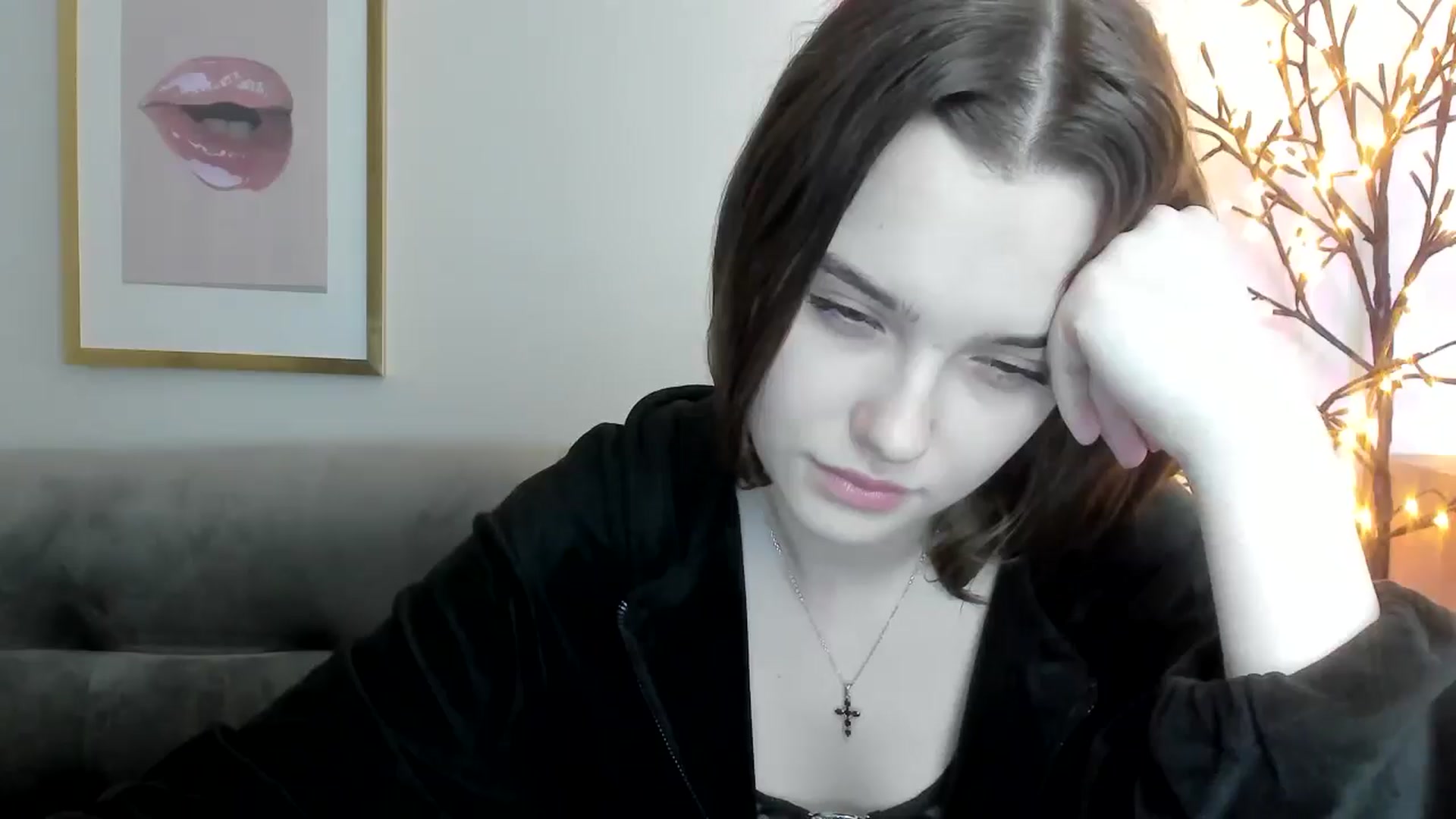 Gallery image thumbnail from KristiGant's myfreecams stream on, 04/08/2026, 15:52 image 18 of 20
