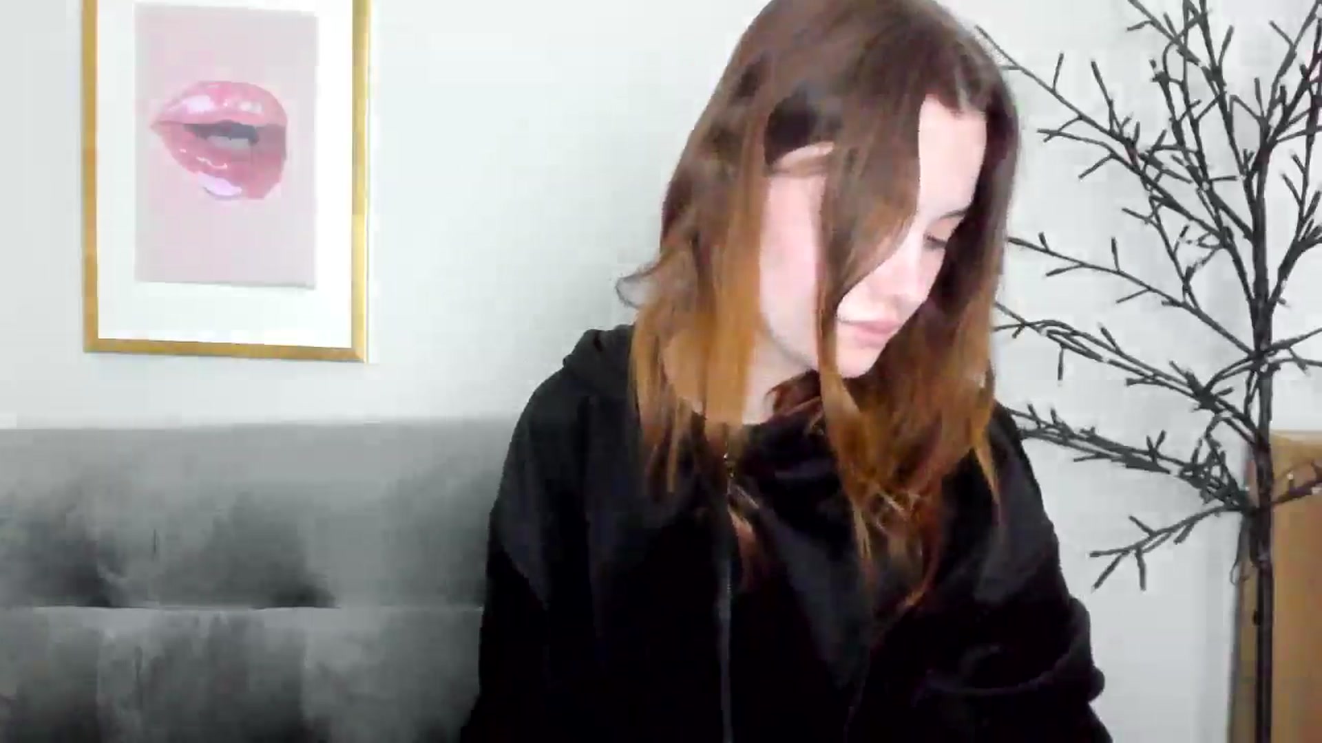Gallery image thumbnail from KristiGant's myfreecams stream on, 04/09/2026, 09:18 image 3 of 20