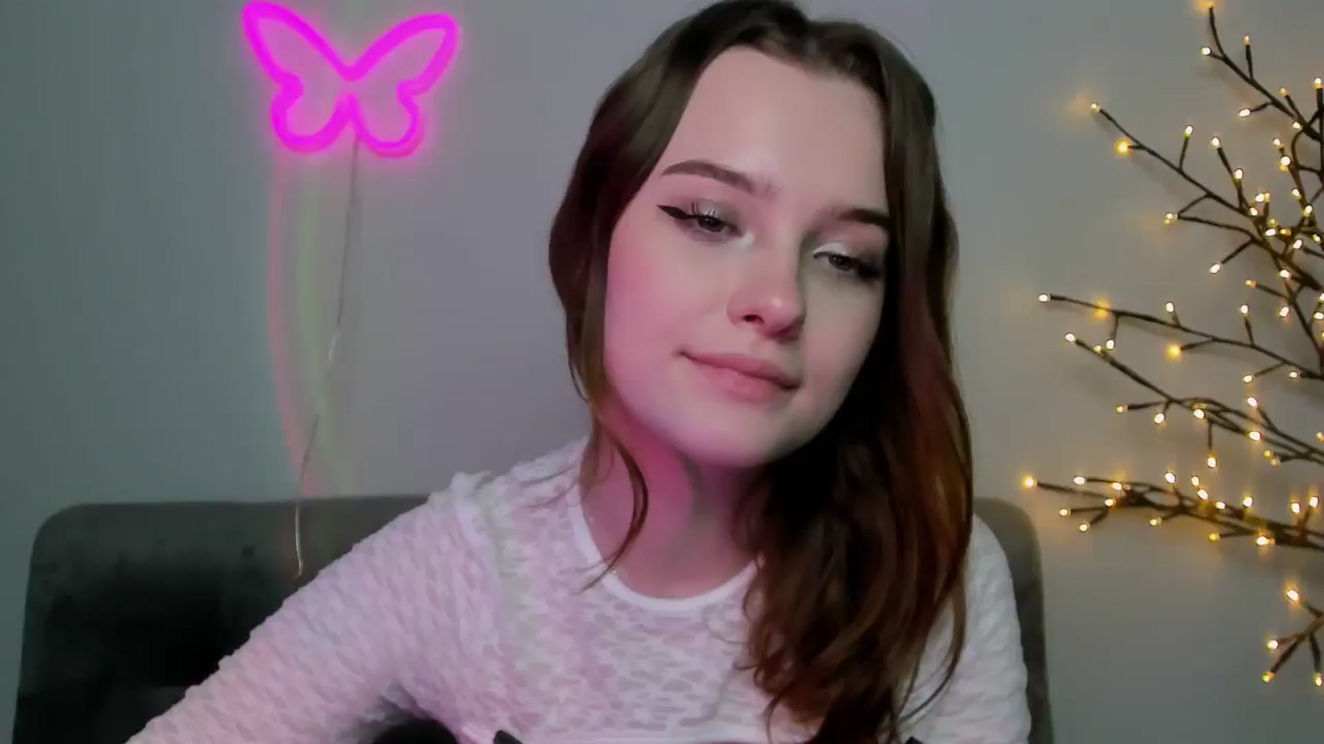 Gallery image thumbnail from KristiGant's myfreecams stream on, 04/15/2026, 13:23 image 1 of 20