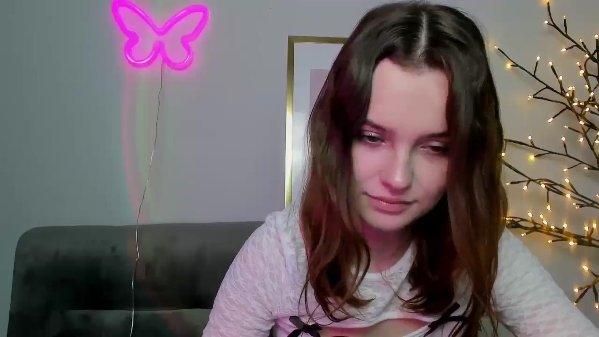 Gallery image thumbnail from KristiGant's myfreecams stream on, 04/15/2026, 13:23 image 9 of 20