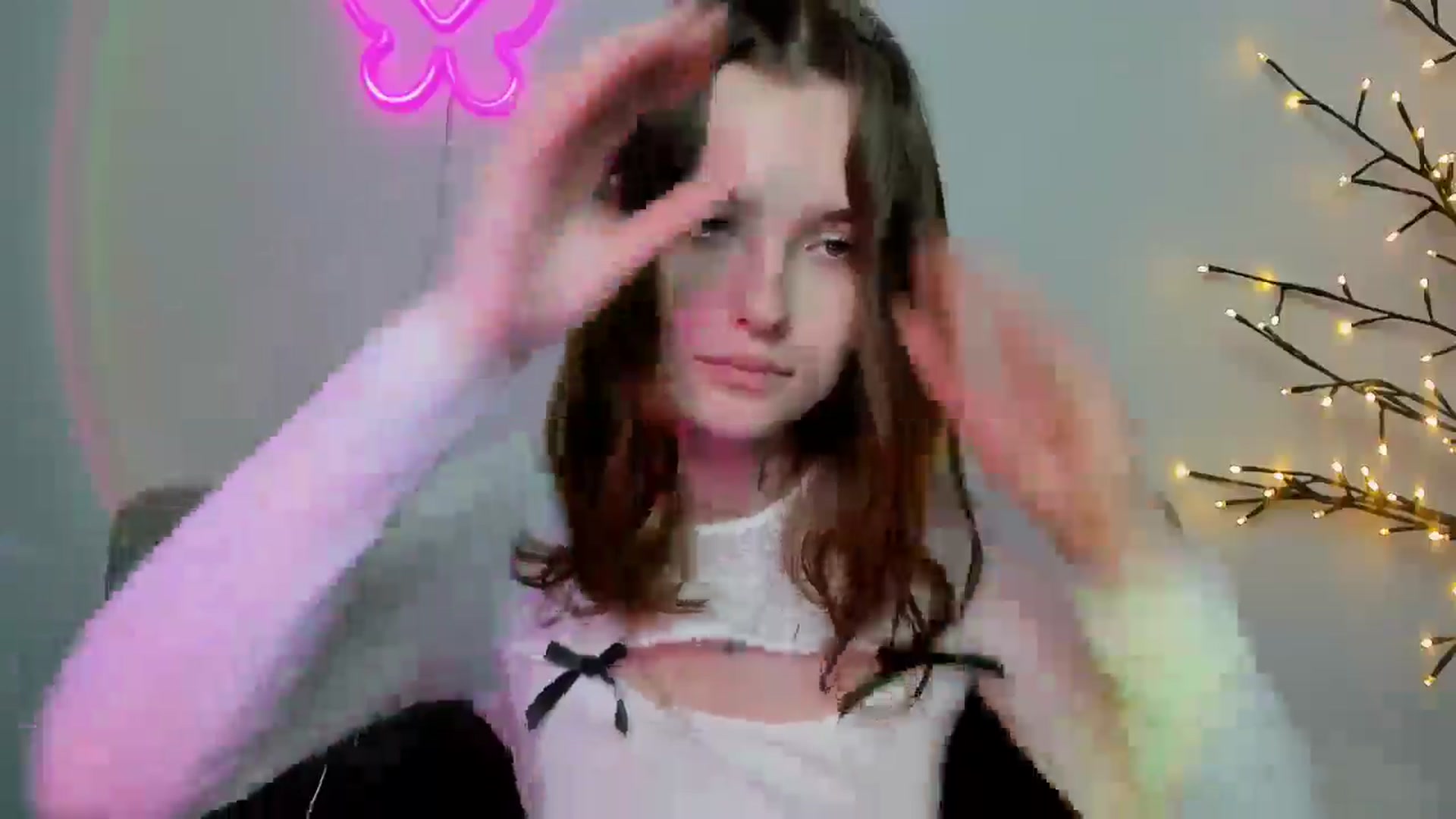 Gallery image thumbnail from KristiGant's myfreecams stream on, 04/15/2026, 15:51 image 13 of 20