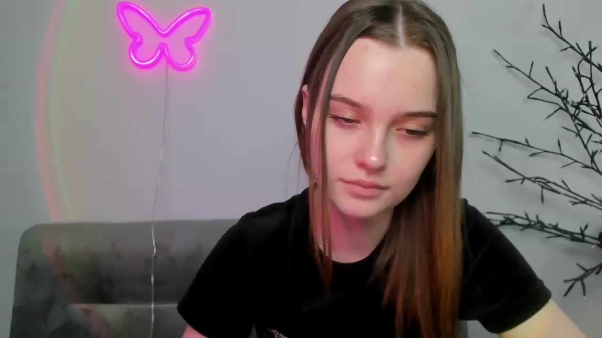 Gallery image thumbnail from KristiGant's myfreecams stream on, 04/16/2026, 12:13 image 15 of 20