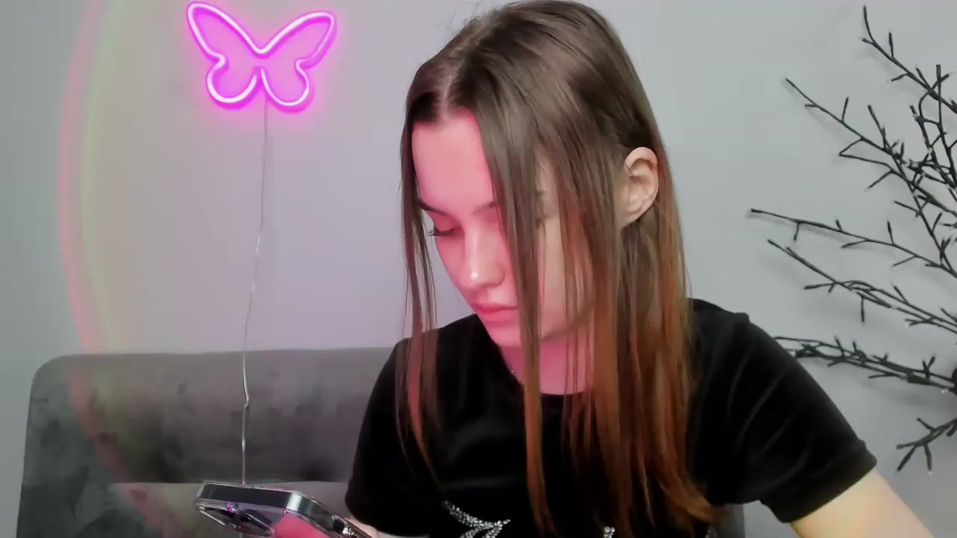 Gallery image thumbnail from KristiGant's myfreecams stream on, 04/16/2026, 12:13 image 11 of 20