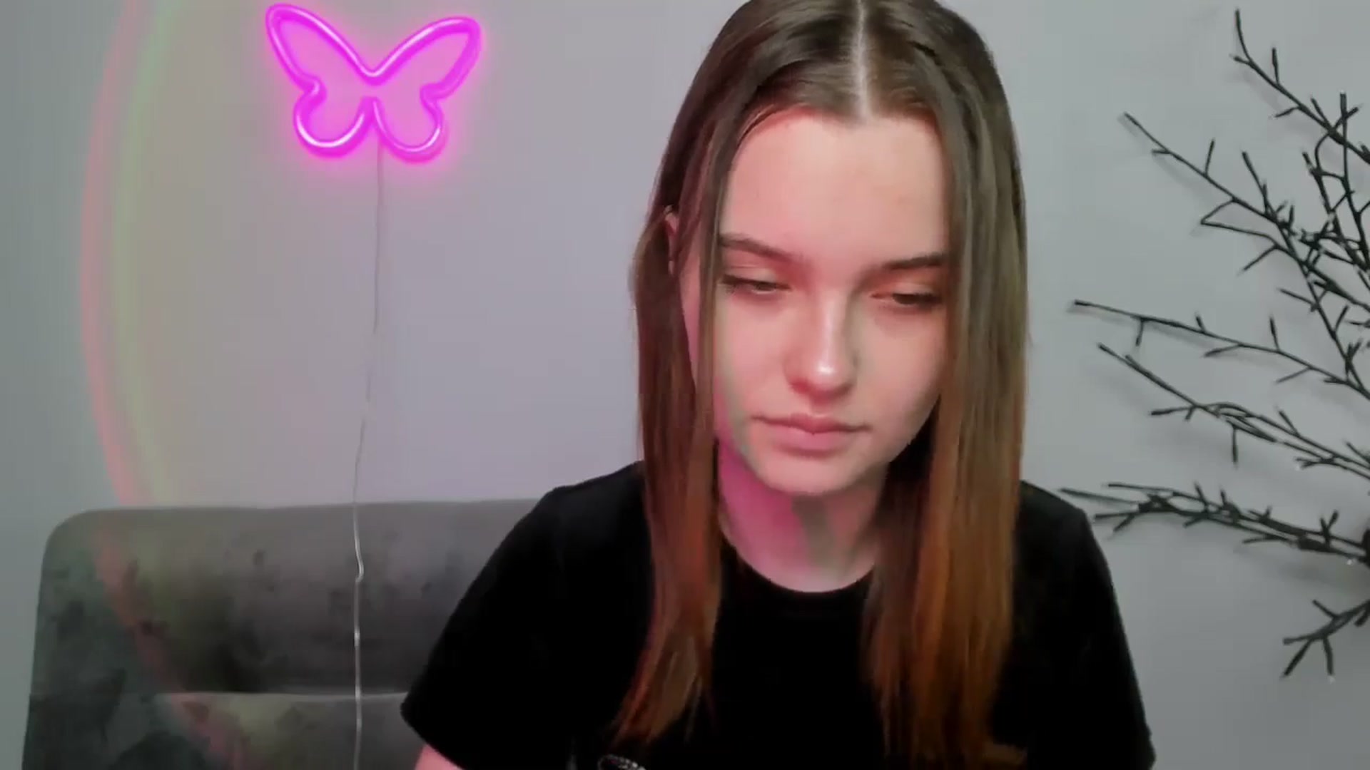 Gallery image thumbnail from KristiGant's myfreecams stream on, 04/16/2026, 12:34 image 6 of 20
