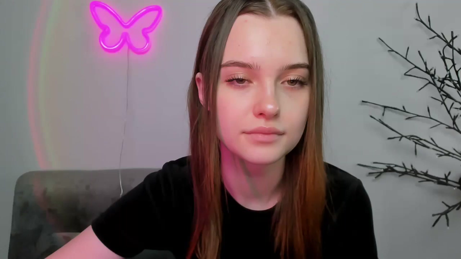 Gallery image thumbnail from KristiGant's myfreecams stream on, 04/16/2026, 12:34 image 1 of 20