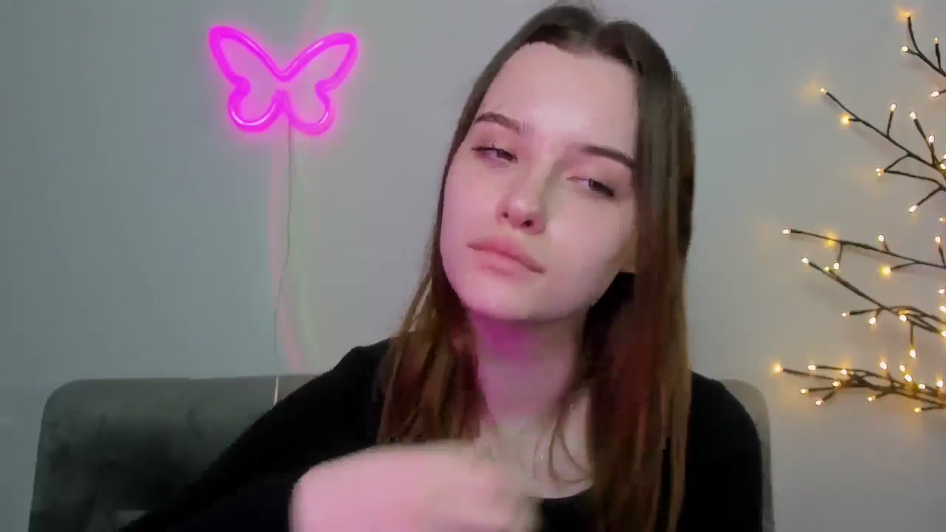 Gallery image thumbnail from KristiGant's myfreecams stream on, 04/17/2026, 12:51 image 17 of 20