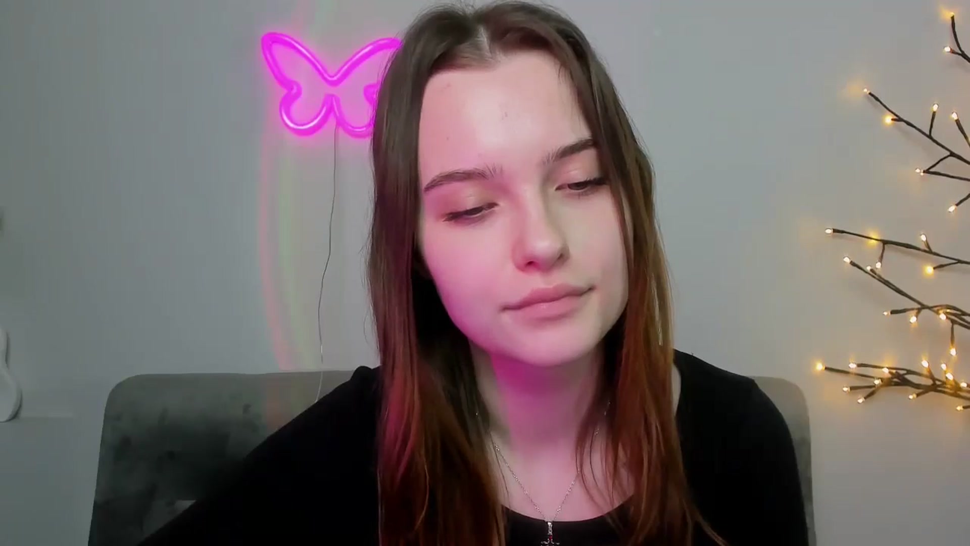 Gallery image thumbnail from KristiGant's myfreecams stream on, 04/17/2026, 14:26 image 17 of 20