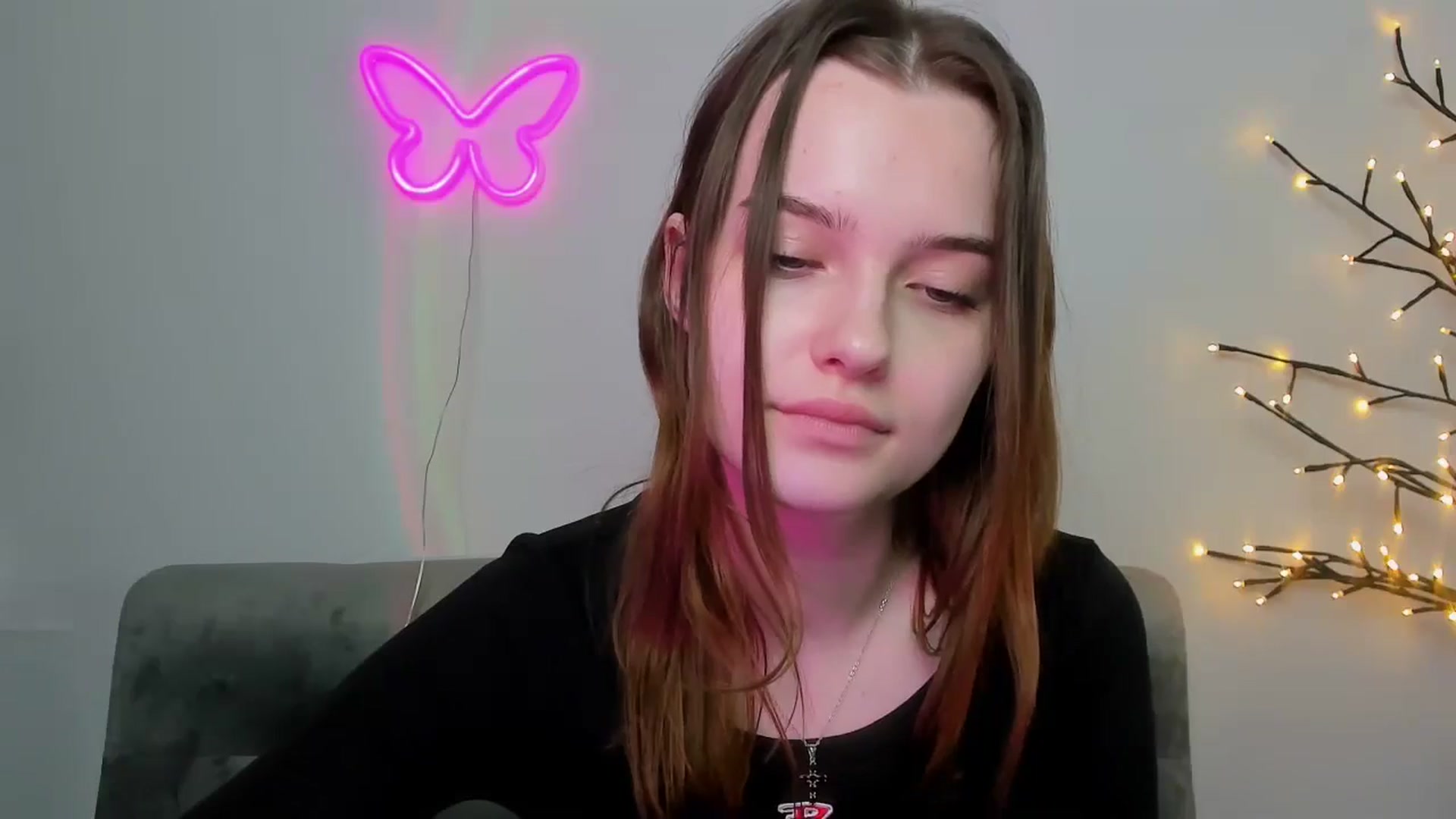 Gallery image thumbnail from KristiGant's myfreecams stream on, 04/17/2026, 14:26 image 4 of 20