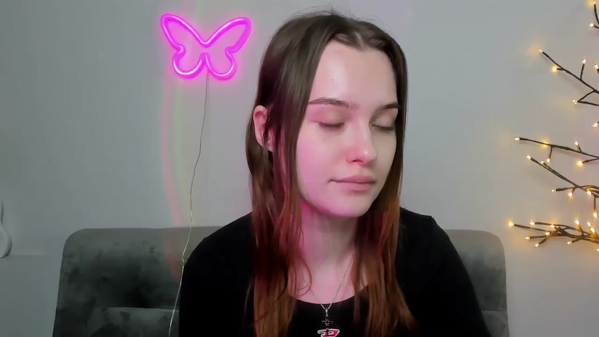 Gallery image thumbnail from KristiGant's myfreecams stream on, 04/17/2026, 16:01 image 5 of 20