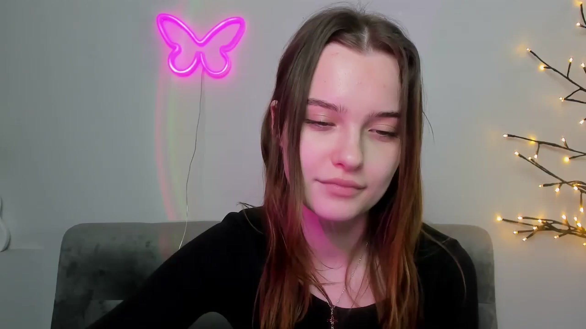 Gallery image thumbnail from KristiGant's myfreecams stream on, 04/17/2026, 16:01 image 15 of 20