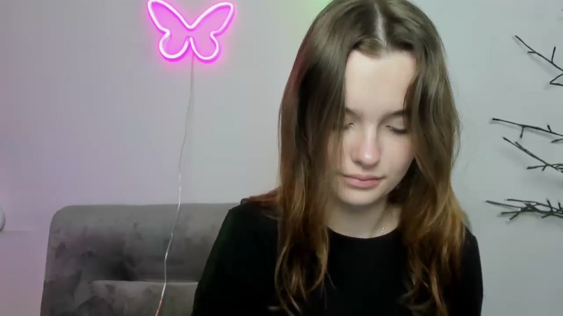 Gallery image thumbnail from KristiGant's myfreecams stream on, 04/18/2026, 14:32 image 3 of 20