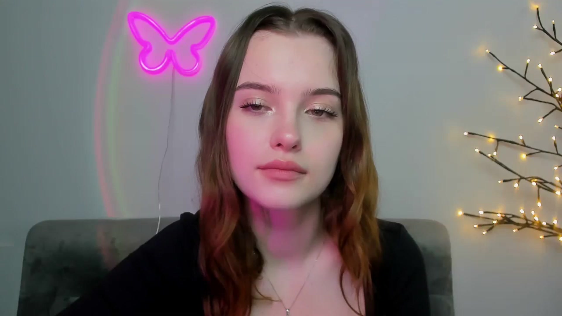 Gallery image thumbnail from KristiGant's myfreecams stream on, 04/19/2026, 12:38 image 6 of 20