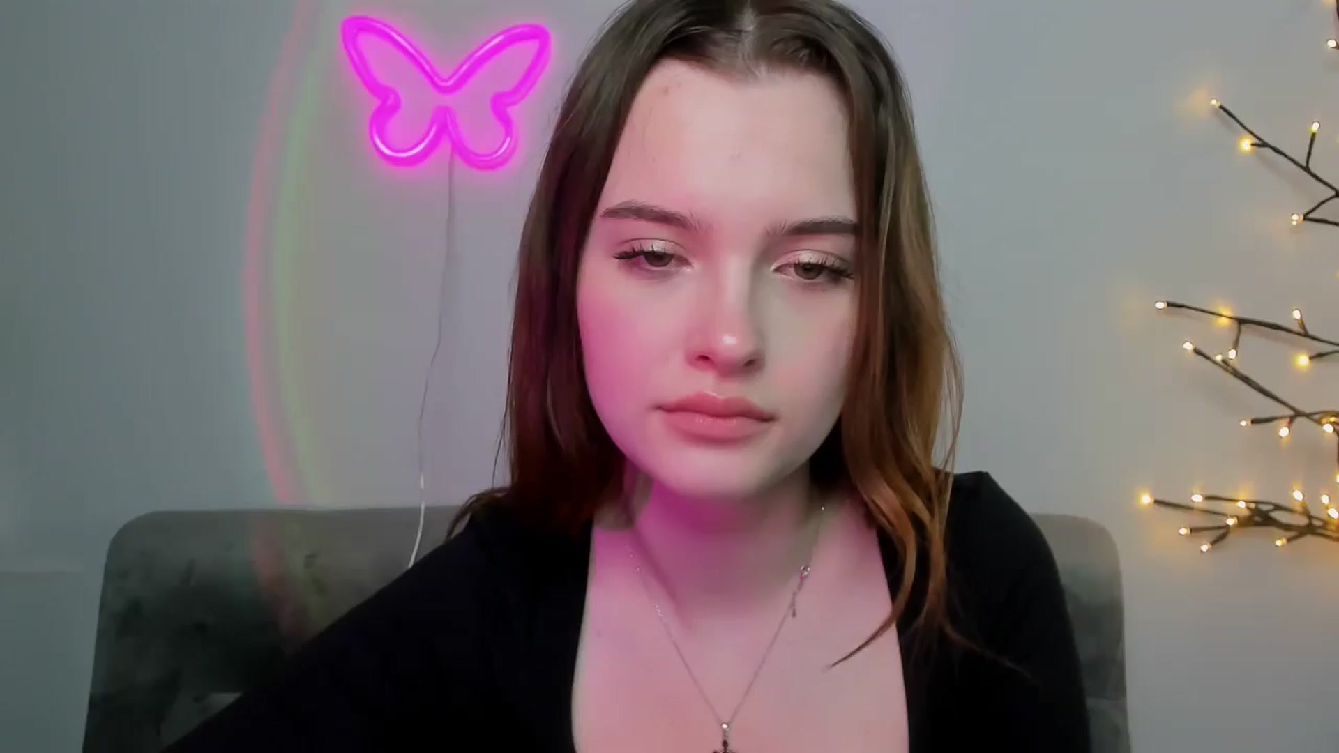 Gallery image thumbnail from KristiGant's myfreecams stream on, 04/19/2026, 13:10 image 1 of 20