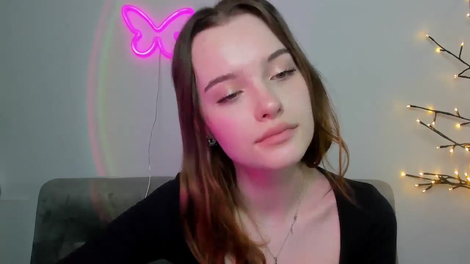 Gallery image thumbnail from KristiGant's myfreecams stream on, 04/19/2026, 13:10 image 14 of 20