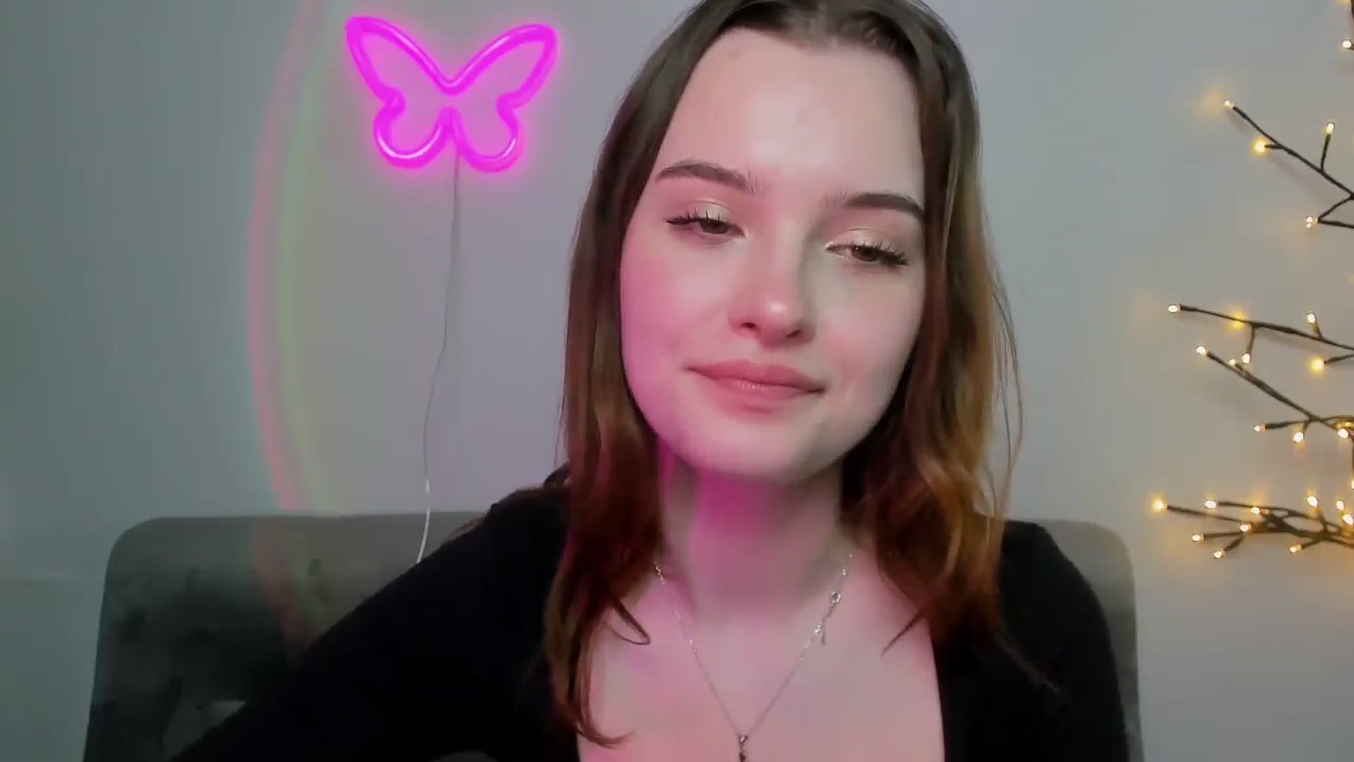 Gallery image thumbnail from KristiGant's myfreecams stream on, 04/19/2026, 13:10 image 2 of 20